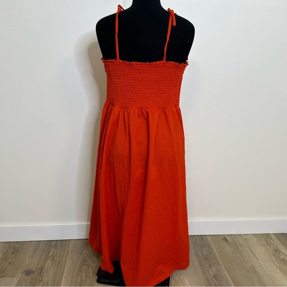 ◾️3/$25 H&M Tie Shoulder Strap Smocked MIDI Dress - Picture 13 of 13